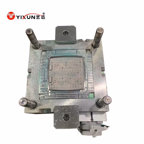 Moulage par injection en plastique personnalisé pour couvercle de lampe à LED transparent